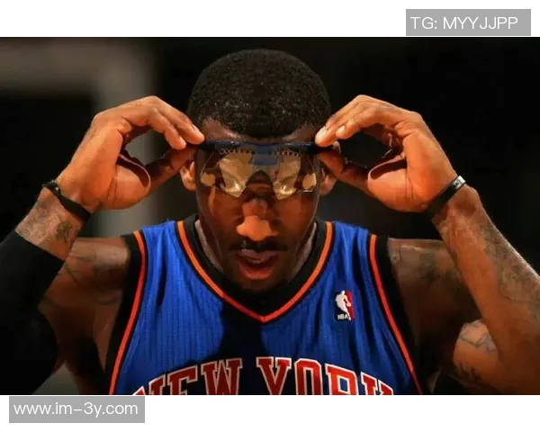 小斯重返赛场展现壮实身材太阳揭幕战再现昔日小霸王风采