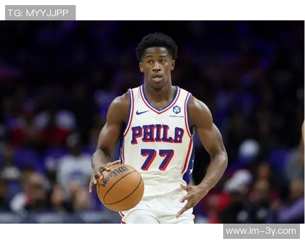 埃奇库姆表现低迷11投仅1中仅得5分3板7助攻引发热议